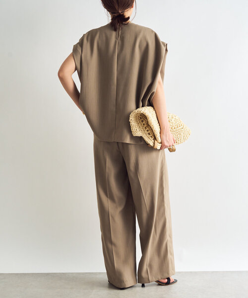 un dix cors(アンディコール)の「《セットアップ対応》リネンライク裾ギャザーフレンチブラウス(シャツ/ブラウス・レディース・ブラック/グリーン/モカ・FREE)」の5枚目の写真