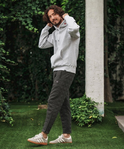 1minute 1second（ワンミニットワンセカンド）の「mp13846-quilted side zip pants with heart patch イージーパンツ（その他パンツ・メンズ・ブラック/チャコール・S/M/L/XL）」の6枚目の写真