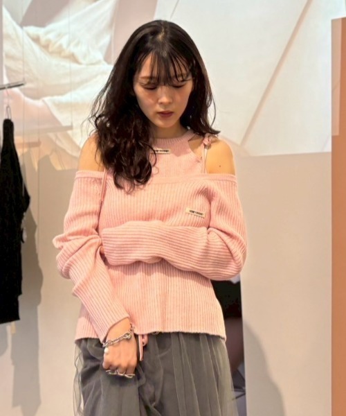 HONEY MI HONEY(ハニーミーハニー)の「HONEY logo off shoulder rib knit tops(ニット/セーター・レディース・グレー/アイボリー/ピンク・FREE)」の16枚目の写真