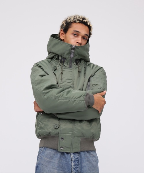 AVIREX（アヴィレックス）の「N‐2B COMMERCIAL / N-2B コマーシャル / AVIREX / アヴィレックス（ブルゾン・メンズ・セージグリーン/ブラック・LARGE/MEDIUM/XX-LARGE/X-LARGE）」の15枚目の写真