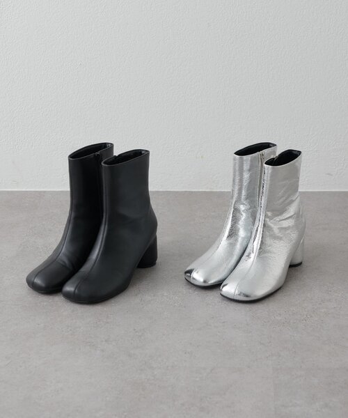 Lui's(ルイス)の「オブリックトゥヒールブーツ(ブーツ・レディース・シルバー/ブラック・23.5/24.5)」の21枚目の写真