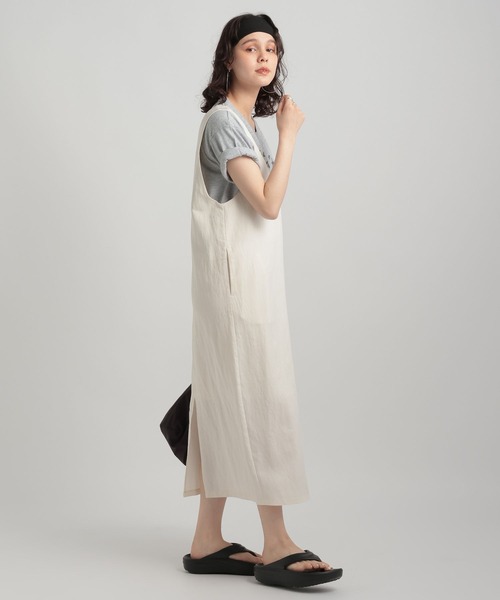 GEORGE'S(ジョージズ)の「Uネックワンピース(ワンピース・レディース・オフホワイト/ブラウン/ネイビー・SMALL/MEDIUM)」の9枚目の写真