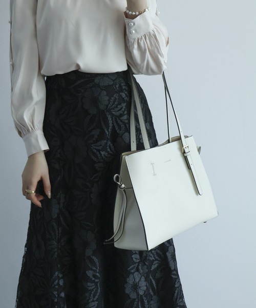 DRESS PLUS(ドレスプラス)の「MEXICAN レザートート 通勤通学 大容量(トートバッグ・レディース・ブラック/ブラウン/オフホワイト・フリー)」の6枚目の写真