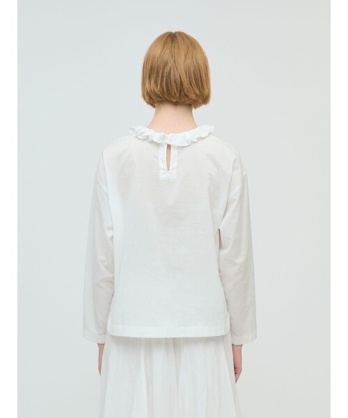 mizuiroind(ミズイロインド)の「mizuiro ind フリルカラープルオーバーシャツ(シャツ/ブラウス・レディース・ライトグレー/ブラック/オフホワイト・FREE)」の9枚目の写真