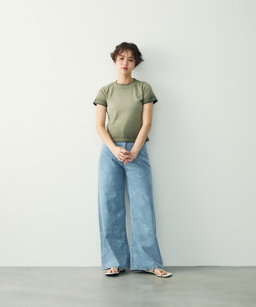 Clum(クルム)の「フラワージャカードワイドデニムパンツ(デニムパンツ・レディース・ブルー・SMALL/MEDIUM/LARGE)」の12枚目の写真
