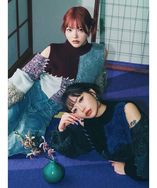 MURUA（ムルーア）の「マテリアルMIXショルダーオープンニット（ニット/セーター・レディース・ブラック/ボルドー/モカ・FREE）」の11枚目の写真