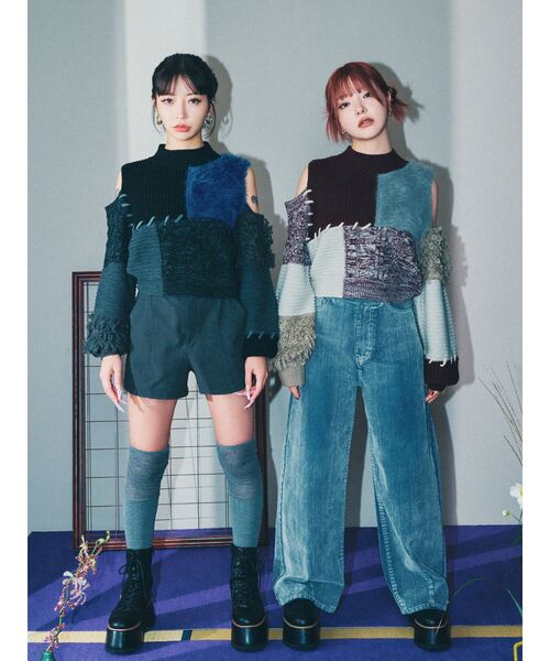 MURUA（ムルーア）の「マテリアルMIXショルダーオープンニット（ニット/セーター・レディース・ブラック/ボルドー/モカ・FREE）」の19枚目の写真