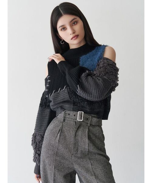 MURUA（ムルーア）の「マテリアルMIXショルダーオープンニット（ニット/セーター・レディース・ブラック/ボルドー/モカ・FREE）」の21枚目の写真