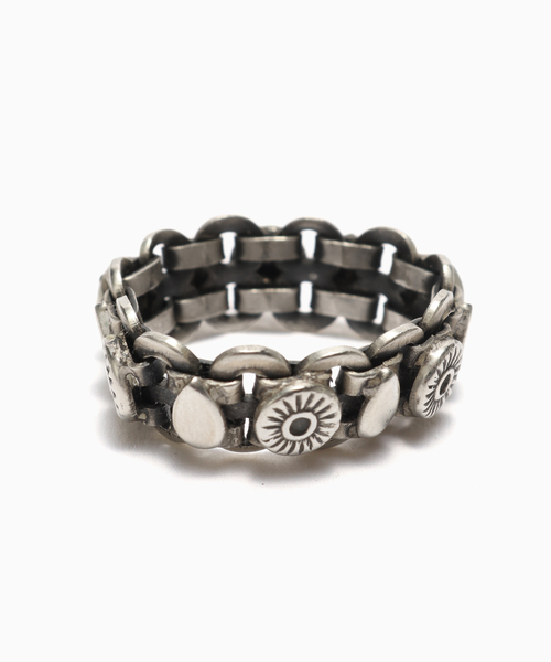 EDIFICE（エディフィス）の「THARU SILVER(タルー シルバー) Single Ring SUN（リング・メンズ・シルバー・15 /17/19）」の2枚目の写真