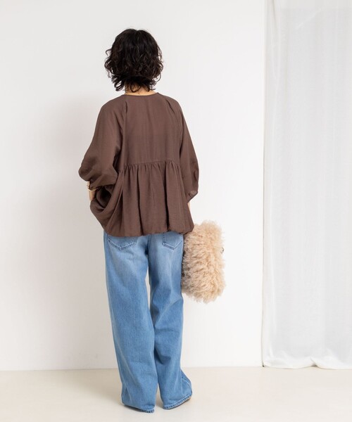 NOLLEY’S（ノーリーズ）の「ペプラムバルーンライトブルゾン（ブルゾン・レディース・ブラウン/ブラック・38）」の11枚目の写真