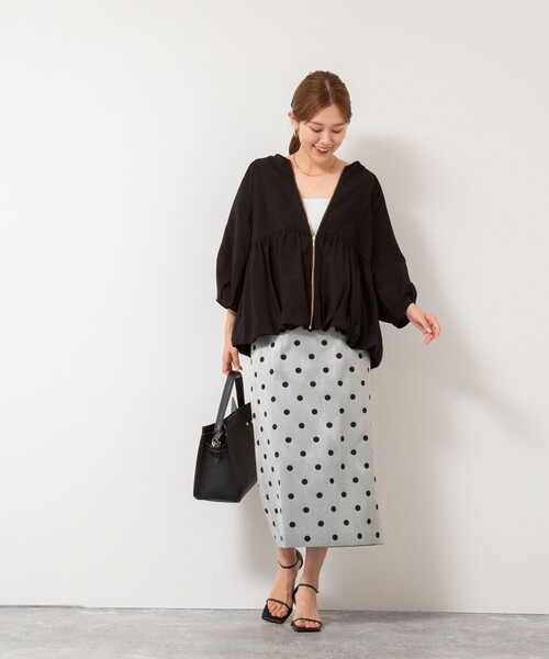 NOLLEY’S（ノーリーズ）の「ペプラムバルーンライトブルゾン（ブルゾン・レディース・ブラウン/ブラック・38）」の6枚目の写真