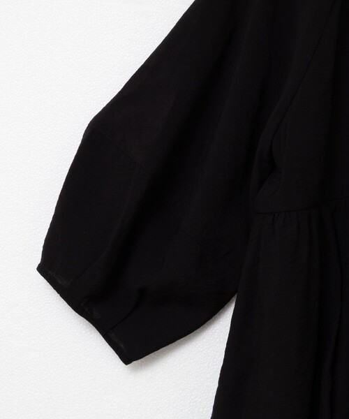 NOLLEY’S（ノーリーズ）の「ペプラムバルーンライトブルゾン（ブルゾン・レディース・ブラウン/ブラック・38）」の20枚目の写真