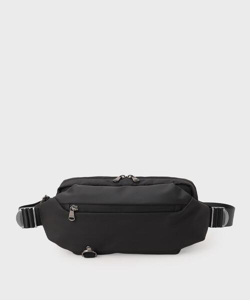 TAKEO KIKUCHI（タケオキクチ）の「STORAGEポケットスリングショルダーバッグ（ボディバッグ/ウエストポーチ・メンズ・チャコールグレー/ブラック/ライトグレー系9・00）」の3枚目の写真