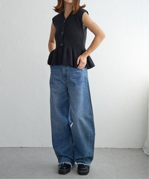 notch.（ノッチ）の「ペプラムノースリーブトップス（ベスト・レディース・チャコール/ブラック・M）」の17枚目の写真