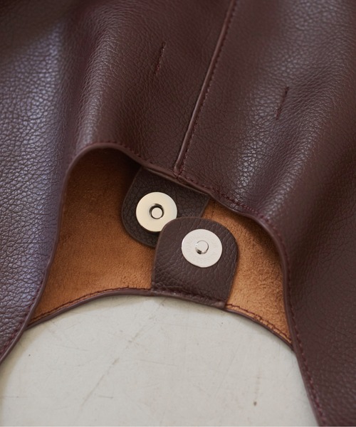 ANGIE（アンジー）の「フェイクレザー トート バッグ（トートバッグ・レディース・ブラウン/ブラック・FREE）」の15枚目の写真