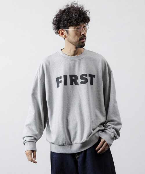 Firsthand(ファーストハンド)の「Firsthand/ファーストハンド フロントプリント クルーネックスウェット FIRST / リラックスフィット(スウェット・メンズ・ブラック/チャコールグレー/グレー・M/L)」の22枚目の写真