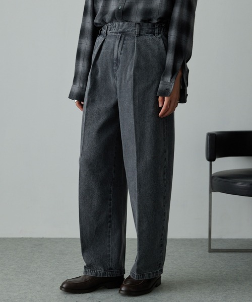 EMMA CLOTHES(エマクローズ)の「11.5oz センタークリースバレルデニムパンツ(デニムパンツ・メンズ・ブラック/グレー/インディゴブルー・S/L/M)」の1枚目の写真