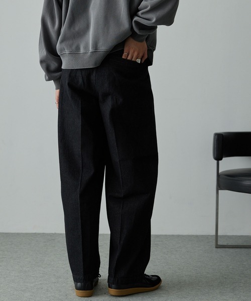 EMMA CLOTHES(エマクローズ)の「11.5oz センタークリースバレルデニムパンツ(デニムパンツ・メンズ・ブラック/グレー/インディゴブルー・S/L/M)」の8枚目の写真