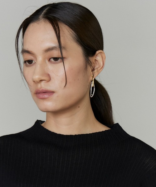 INED(イネド)の「シアーニットハイネックプルオーバー《YVON》(ニット/セーター・レディース・アイボリー/ブラック/ラベンダー・9号)」の17枚目の写真