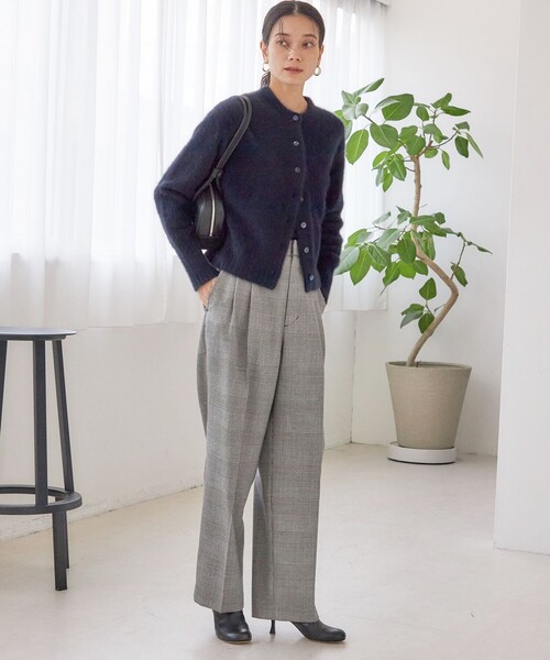 SHIPS(シップス)の「〈手洗い可能〉ウォッシャブル ウール タック パンツ(その他パンツ・レディース・グレー系/ブラウン系/ダークグレー・36/38)」の6枚目の写真