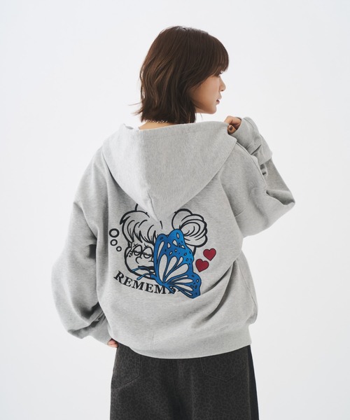 C.E バッジ付きグレー パーカー XEXYMENS XT2147F フレックスジップアップパーカー