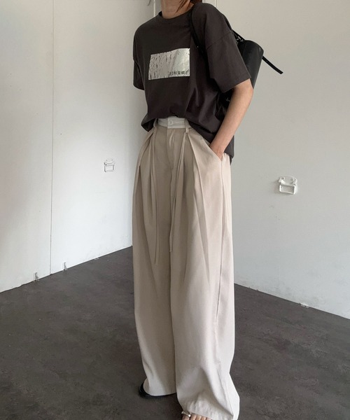 Reurie'(レウリィ)の「ダブルウエストスラックス(aki select) / ワイド パンツ 大人カジュアル シンプル ベルトデザイン 紐アレンジ ハイウエスト(スラックス・レディース・ベージュ/ブラック・FREE)」の12枚目の写真