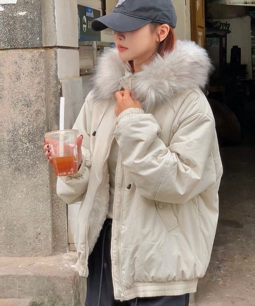 セール】【秋冬新作】ファー取り外しワンポイント刺繍2WAY中綿