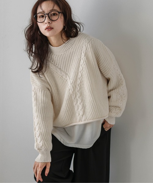 AMELY(エミリー)の「Vデザインケーブル編みニットトップス(ニット/セーター・レディース・ブラック/パープル/ブラウン/アイボリー・フリー)」の8枚目の写真