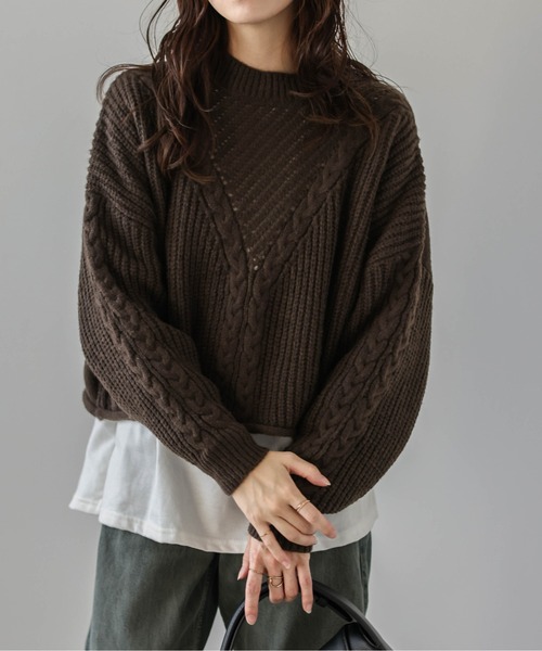 AMELY(エミリー)の「Vデザインケーブル編みニットトップス(ニット/セーター・レディース・ブラック/パープル/ブラウン/アイボリー・フリー)」の18枚目の写真