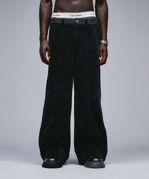 ANDER HUNK(アンダーハンク)の「Velours Baggy Track Pants / ベロアバギートラックパンツ(その他パンツ・メンズ・ブラック/その他・MEDIUM/LARGE/SMALL)」の1枚目の写真