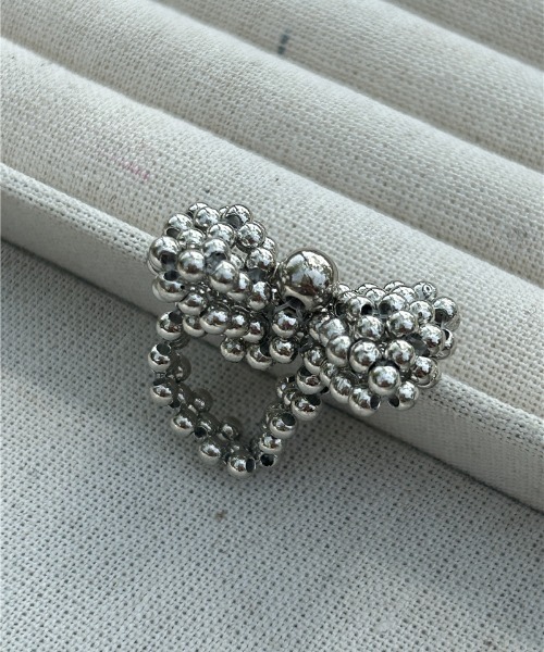 Vipoa(ヴィポア)の「SILVER RIBBON BEADS RING(リング・レディース・シルバー・FREE)」の11枚目の写真