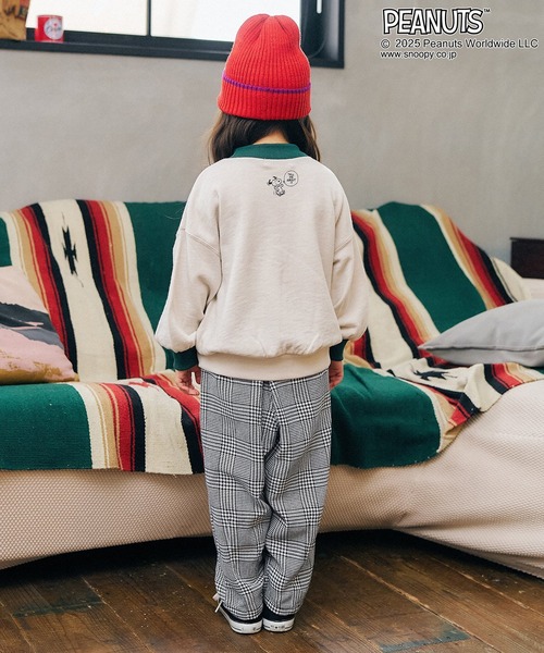 F.O.KIDS（エフオーキッズ）の「F.O.KIDS/エフオーキッズ PEANUTS レトロPOP クルーネック 4柄トレーナー ビッグシルエット（スウェット・キッズ・パープル/イエロー/レインボー/キナリ・130/140/150/160）」の8枚目の写真