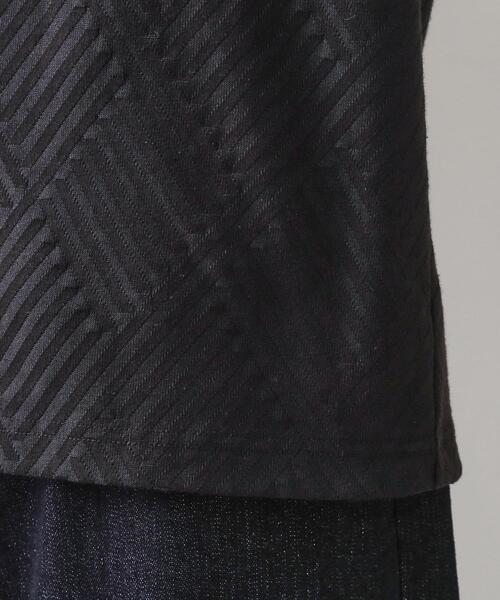 THE SHOP TK （ザ ショップ ティーケー ）の「リンクスジャカード長袖Tシャツ【サスティナブル素材使用/洗濯機OK】（Tシャツ/カットソー・メンズ・オフホワイト/ライトグレー/ブラック・03/02/01/04）」の9枚目の写真