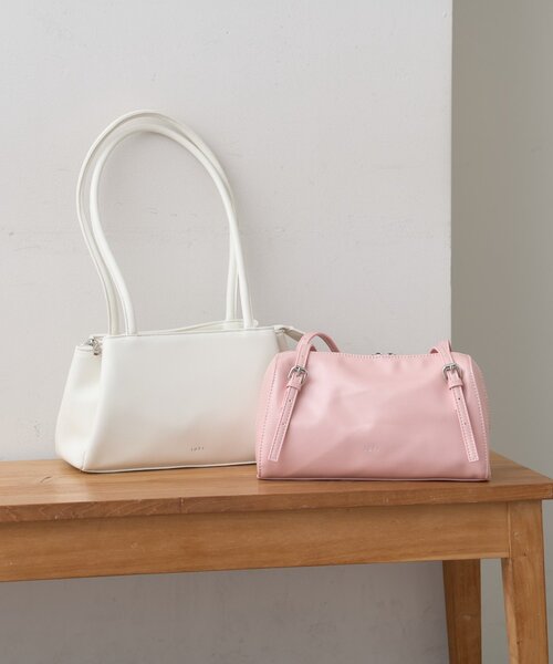 mystic(ミスティック)の「【新色オフホワイト】loti 3ポケットBAG(ショルダーバッグ・レディース・ブラック/ボルドー/オフホワイト/ブラウン・ONE SIZE)」の10枚目の写真