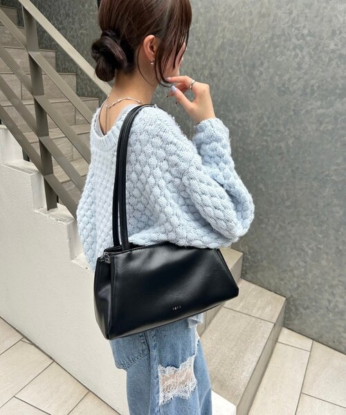 mystic(ミスティック)の「【新色オフホワイト】loti 3ポケットBAG(ショルダーバッグ・レディース・ブラック/ボルドー/オフホワイト/ブラウン・ONE SIZE)」の14枚目の写真