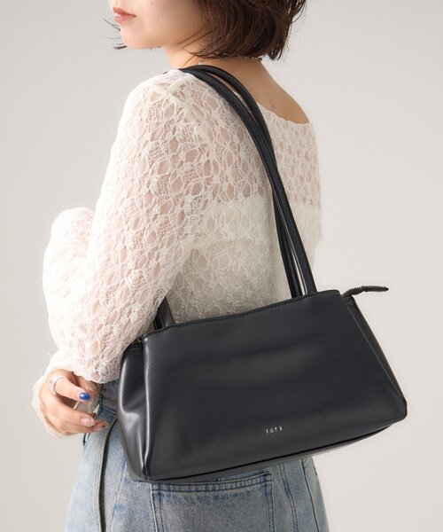 mystic(ミスティック)の「【新色オフホワイト】loti 3ポケットBAG(ショルダーバッグ・レディース・ブラック/ボルドー/オフホワイト/ブラウン・ONE SIZE)」の17枚目の写真