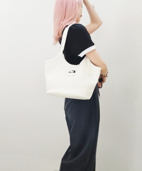 CRYSTAL BALL(クリスタルボール)の「ヒッピープレートバケットバッグ(トートバッグ・レディース・ブラック/オフホワイト/キャメル・FREE)」の18枚目の写真