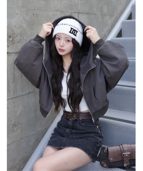 Darich(ダーリッチ)の「ユーズドルックスウェットパーカー(パーカー・レディース・チャコールグレー/レッド/ベージュ・FREE)」の15枚目の写真