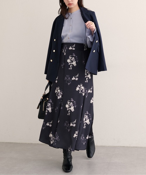 natural couture（ナチュラルクチュール）の「【WEB限定】ヨークパイピングブラウス（シャツ/ブラウス・レディース・ネイビー/ブラック/オフホワイト/ブルー・FREE）」の15枚目の写真