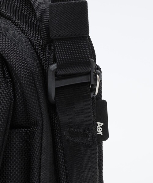 Aer(エアー)の「Aer: STREET SLING(ショルダーバッグ・メンズ・ブラック・ONE SIZE)」の8枚目の写真