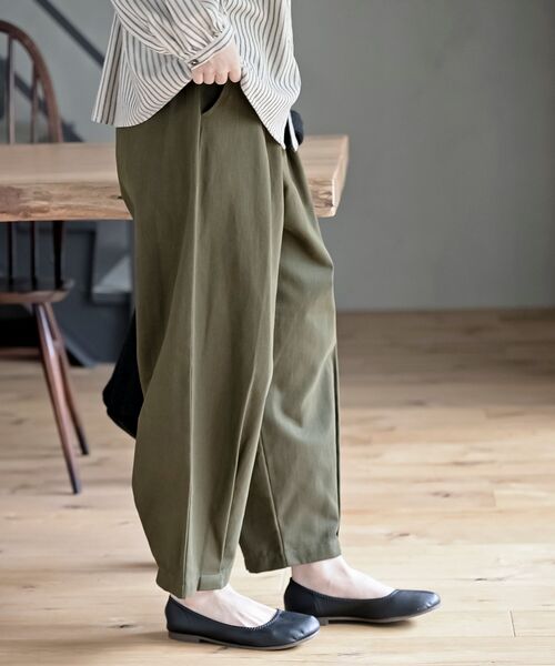 rps（アールピーエス）の「ツイルコクーンパンツ（その他パンツ・レディース・ブラック/カーキ/ダークブラウン/ダークベージュ・フリー）」の4枚目の写真