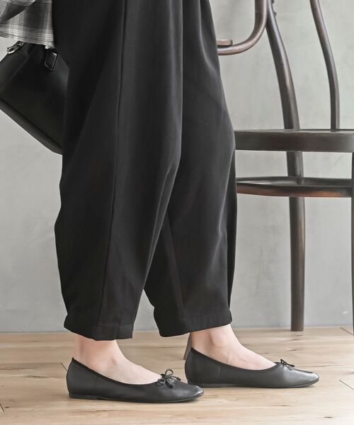 rps（アールピーエス）の「ツイルコクーンパンツ（その他パンツ・レディース・ブラック/カーキ/ダークブラウン/ダークベージュ・フリー）」の12枚目の写真