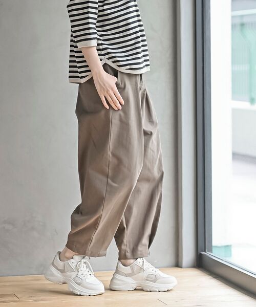 rps（アールピーエス）の「ツイルコクーンパンツ（その他パンツ・レディース・ブラック/カーキ/ダークブラウン/ダークベージュ・フリー）」の17枚目の写真