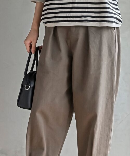 rps（アールピーエス）の「ツイルコクーンパンツ（その他パンツ・レディース・ブラック/カーキ/ダークブラウン/ダークベージュ・フリー）」の18枚目の写真