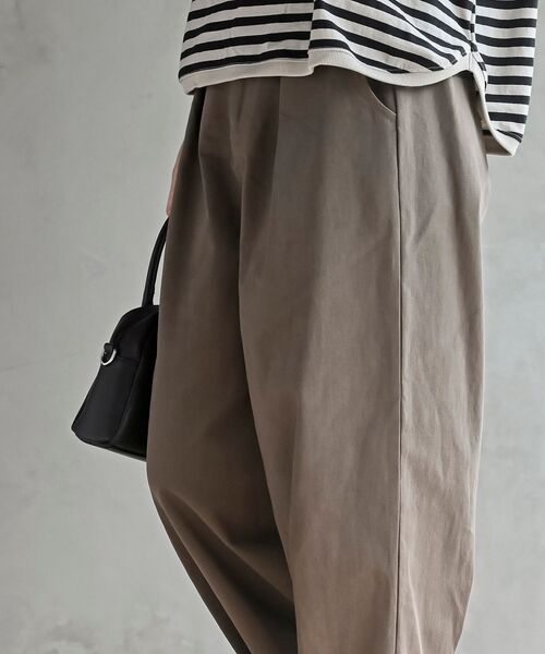 rps（アールピーエス）の「ツイルコクーンパンツ（その他パンツ・レディース・ブラック/カーキ/ダークブラウン/ダークベージュ・フリー）」の19枚目の写真