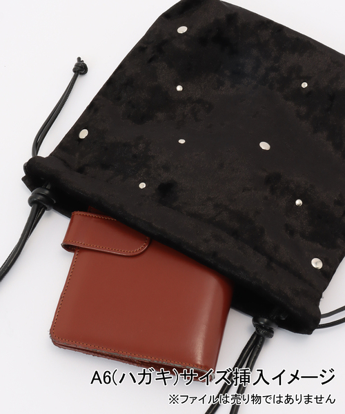 B.C STOCK（ベーセーストック）の「スタッズベロア巾着バッグ（ショルダーバッグ・レディース・ブラウン/ブラック/ブルー・FREE）」の9枚目の写真