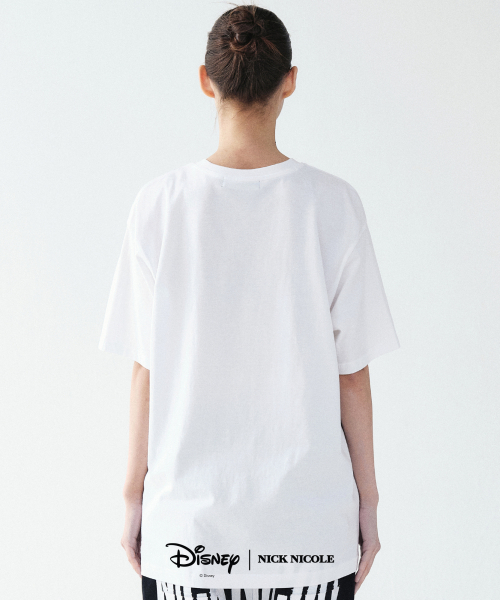 NICK&NICOLE(ニックアンドニコール)の「DISNEY ROSE CRUELLA PRINTING TOP_WHITE(Tシャツ/カットソー・レディース・その他・FREE)」の3枚目の写真