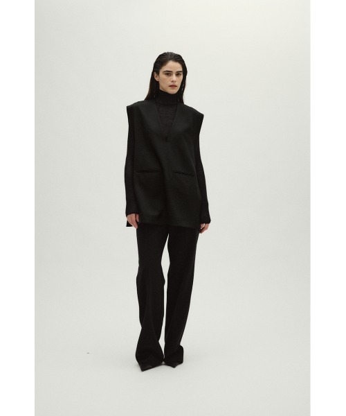 RIM.ARK（リムアーク）の「Sharp neck Cape シャープネックケープ