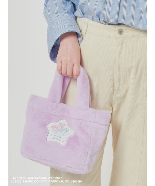 sanrio(サンリオ)の「【アビー×リトルツインスターズ】ファーバッグ(トートバッグ・レディース・ライトピンク/ラベンダー・F)」の4枚目の写真
