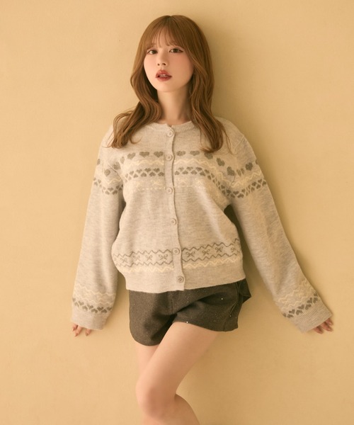 TITTY&CO.(ティティーアンドコー)の「ハート柄ノルディックボタンカーディガン(カーディガン/ボレロ・レディース・ネイビー/ピンク/グレー・FREE)」の8枚目の写真